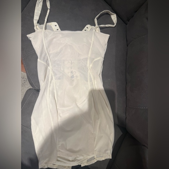 White Lace-Up Corset Dress - Picture 3 of 4